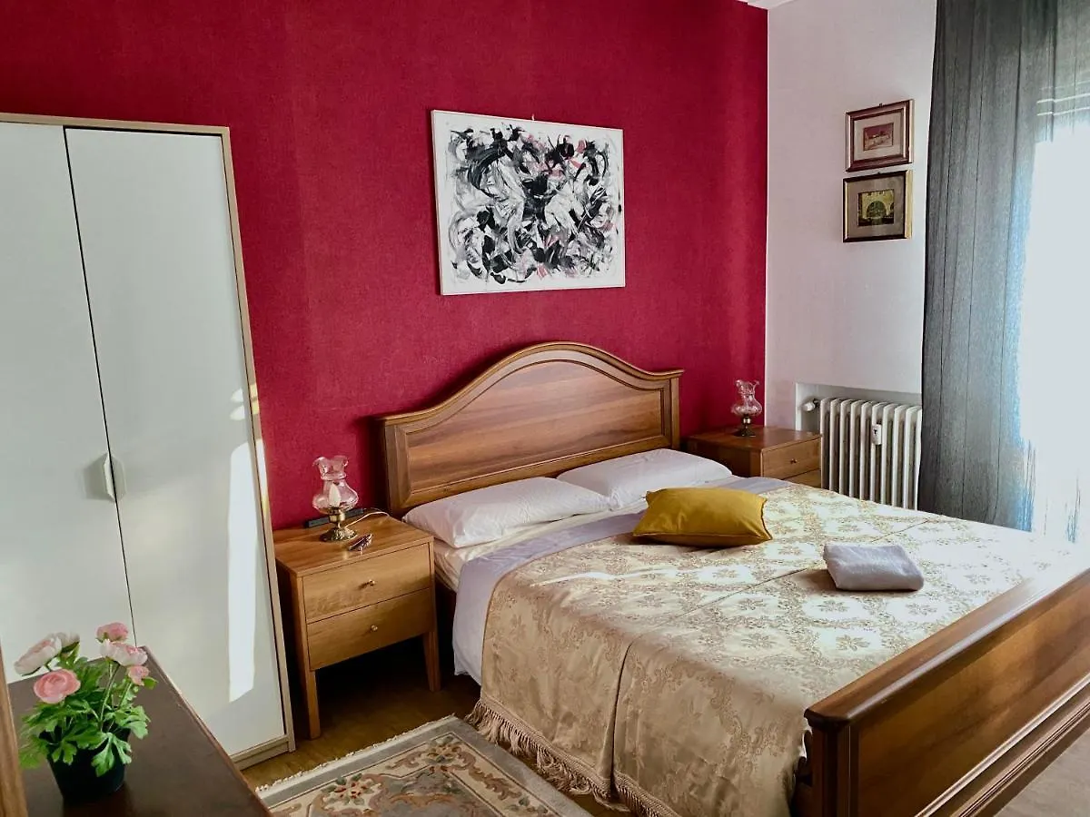 Pang'S Guesthouse Mestre