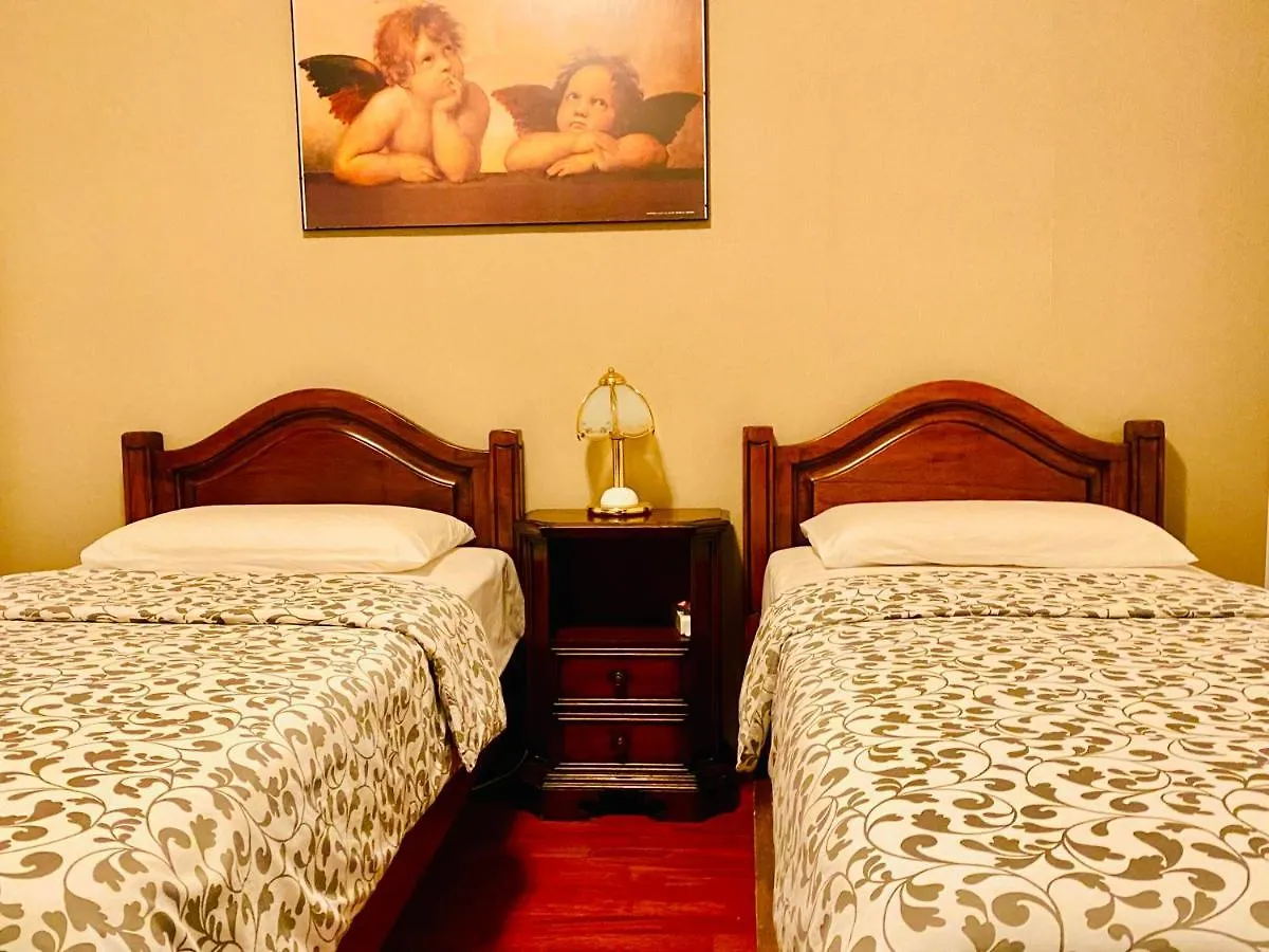 Pang'S Guesthouse Mestre Bed and breakfast